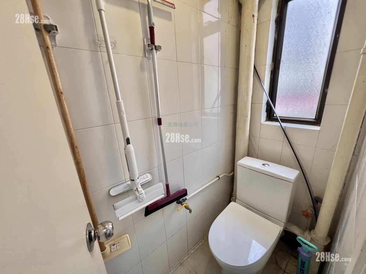 Dragon Villa Rental 2 Bedrooms , 1 Bathroom 1,342 ft²