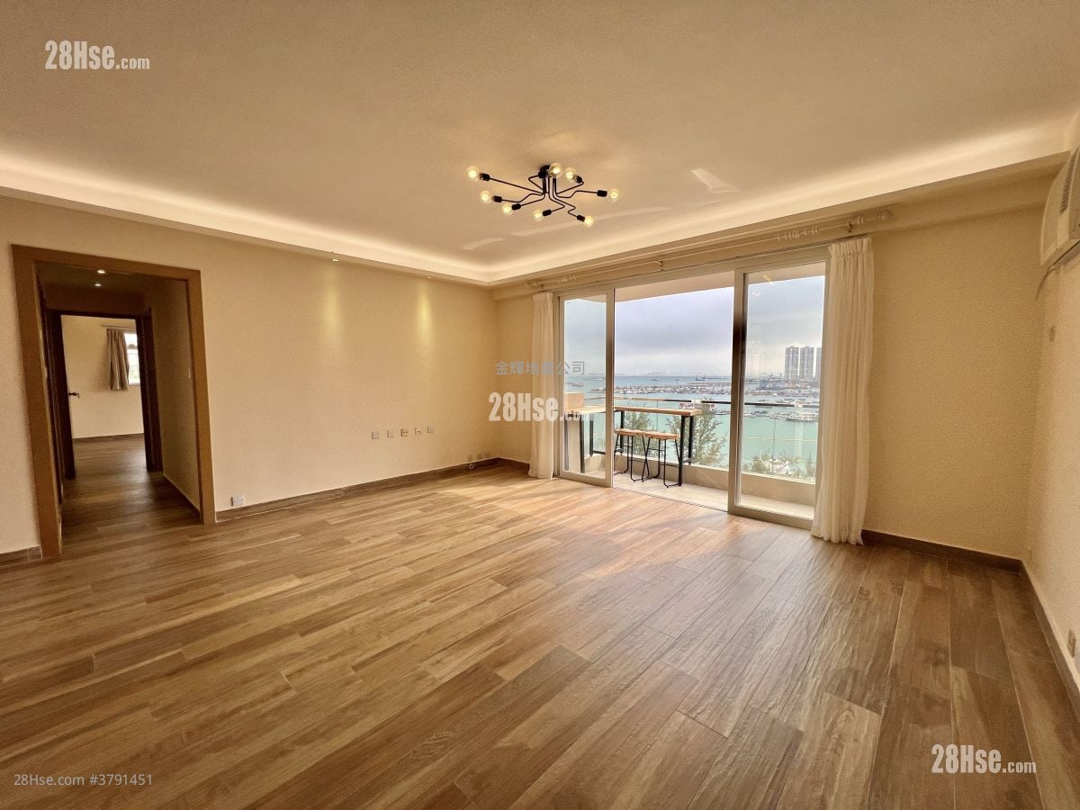 Dragon Villa Rental 2 Bedrooms , 1 Bathroom 1,342 ft²