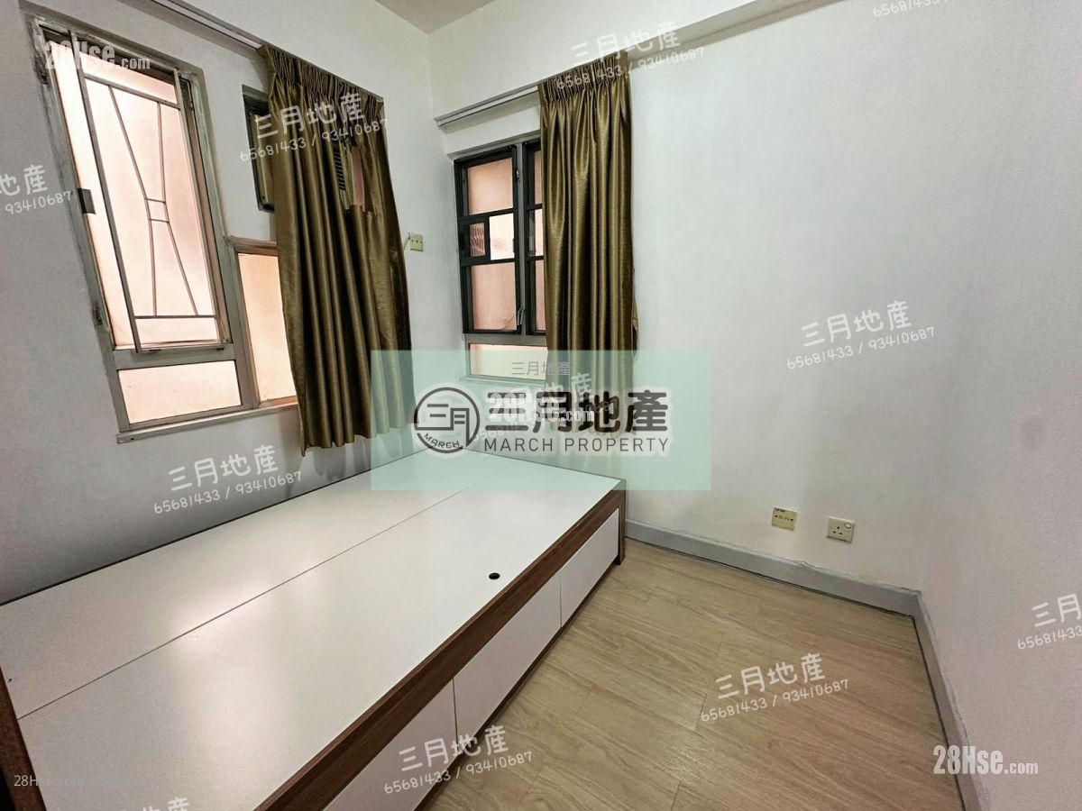 睡房 2: 旺角广场 售盘 2 房 , 1 浴室 333 平方尺