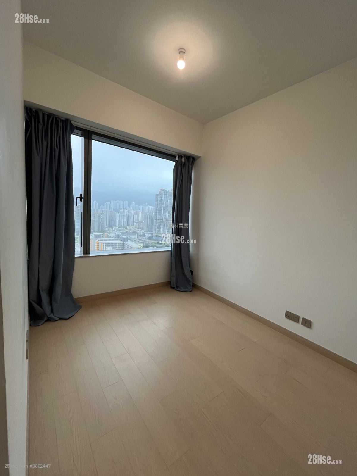 嘉峯汇 租盘 2 房 , 2 浴室 516 平方尺