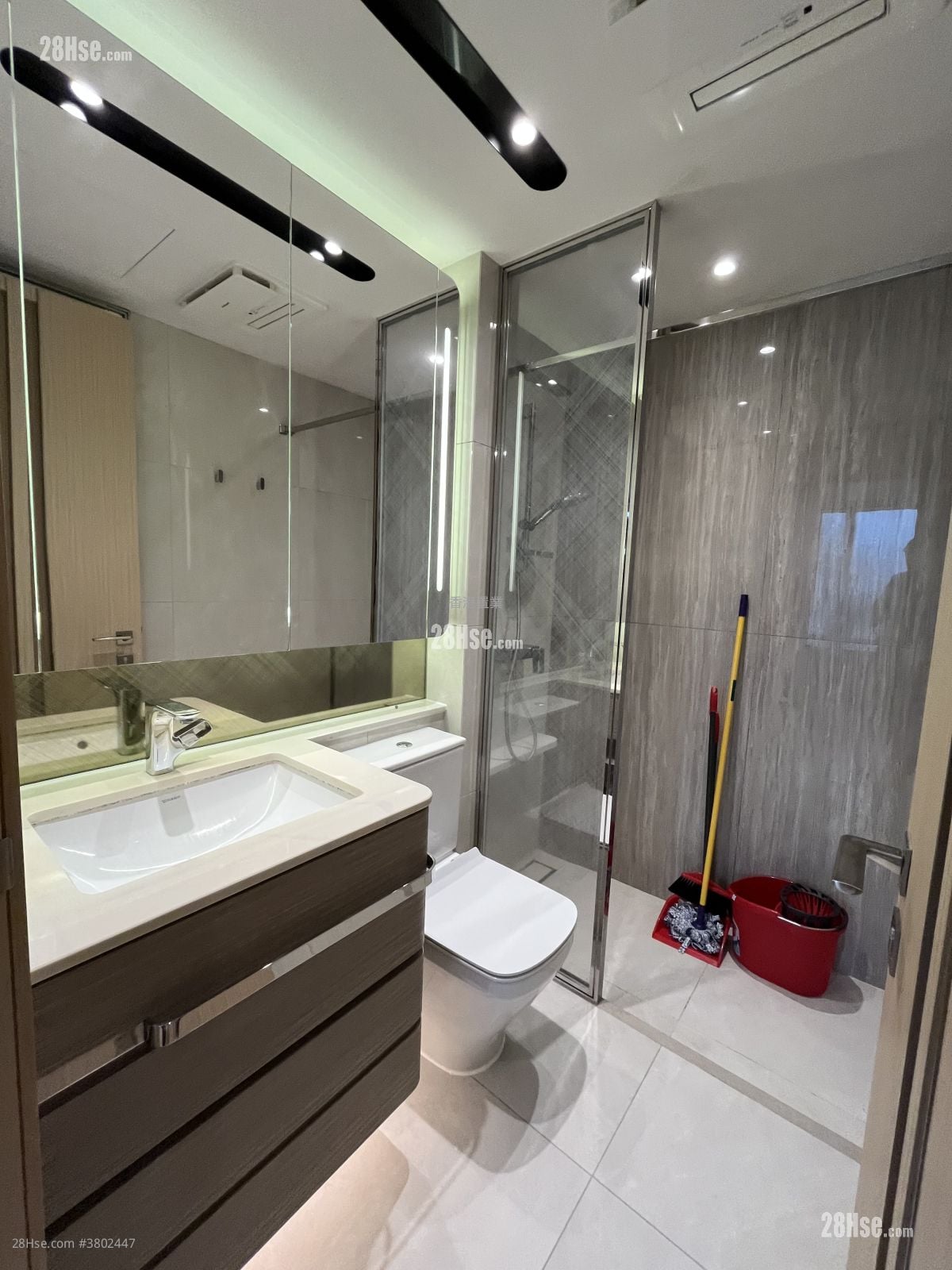 嘉峯汇 租盘 2 房 , 2 浴室 516 平方尺