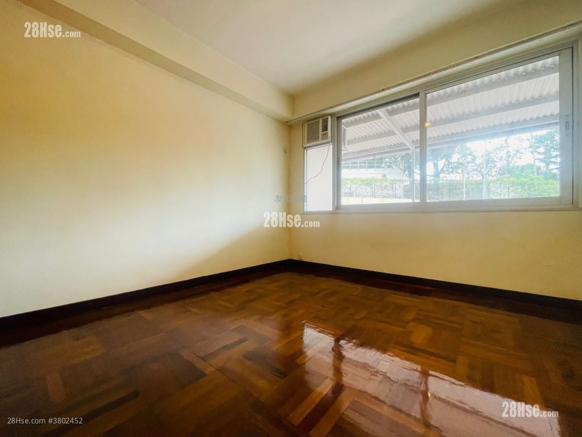 Everwell Garden Sell 4 Bedrooms , 2 Bathrooms 1,615 ft²