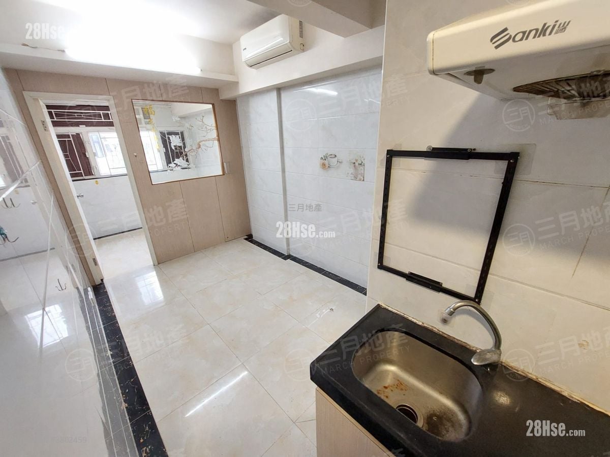 9-23 Hak Po Street Sell 4 Bedrooms , 4 Bathrooms 618 ft²