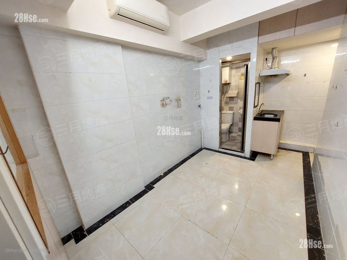 9-23 Hak Po Street Sell 4 Bedrooms , 4 Bathrooms 618 ft²