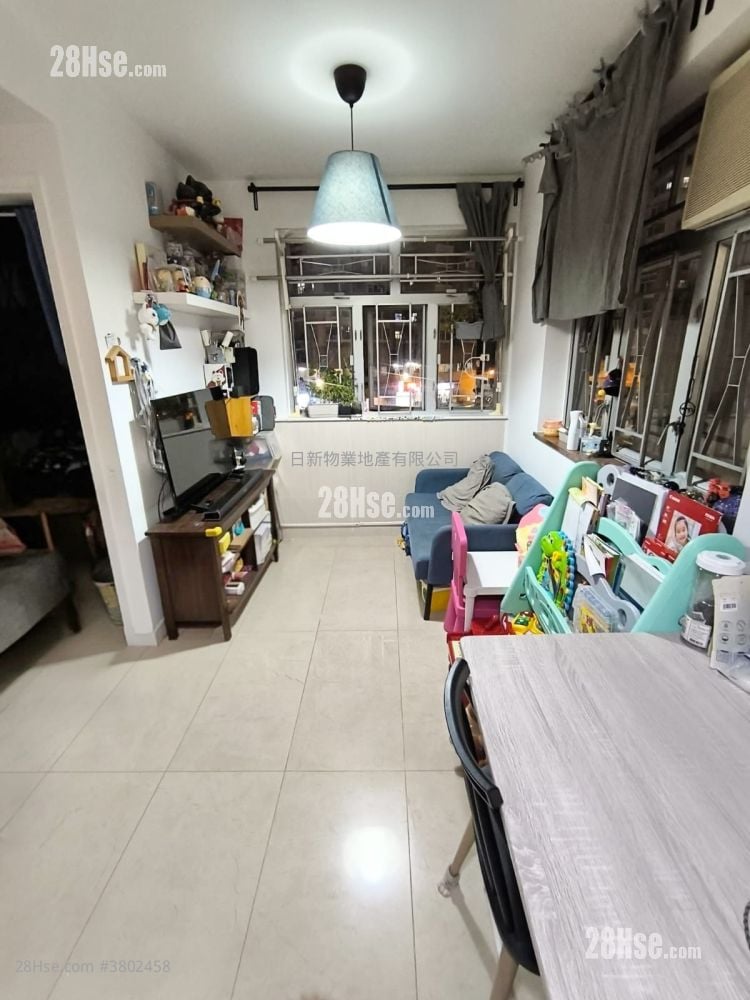Tsuen Wan Centre Rental 1 Bedroom , 1 Bathroom 324 ft²