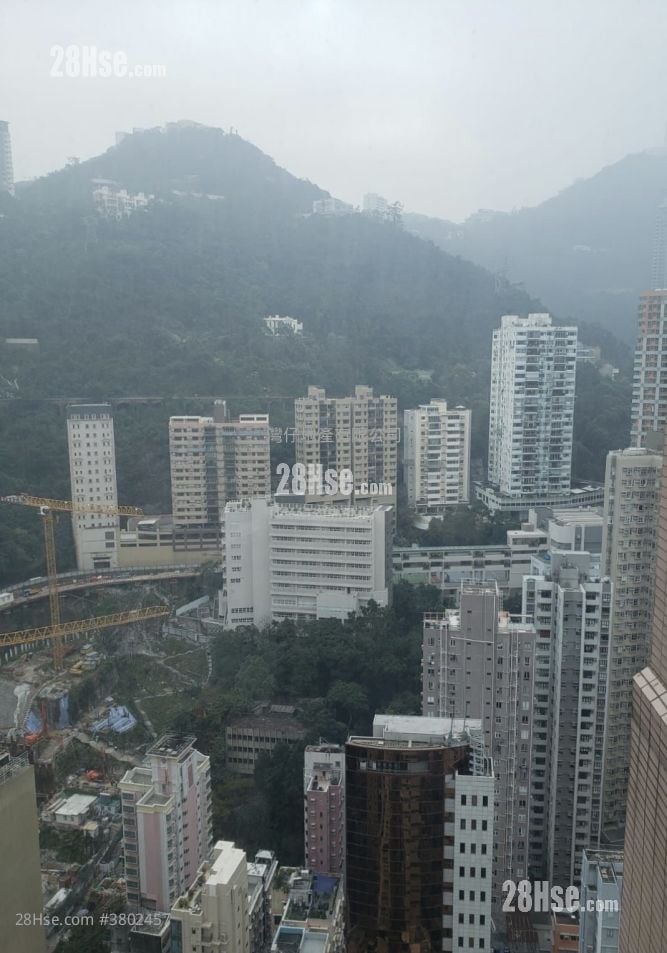 York Place Rental 3 Bedrooms , 2 Bathrooms 777 ft²