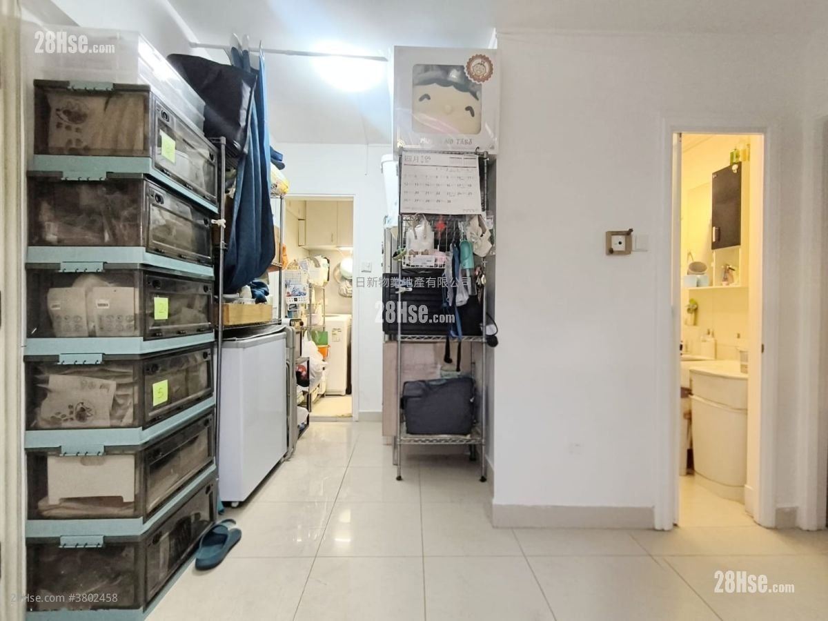 Tsuen Wan Centre Rental 1 Bedroom , 1 Bathroom 324 ft²