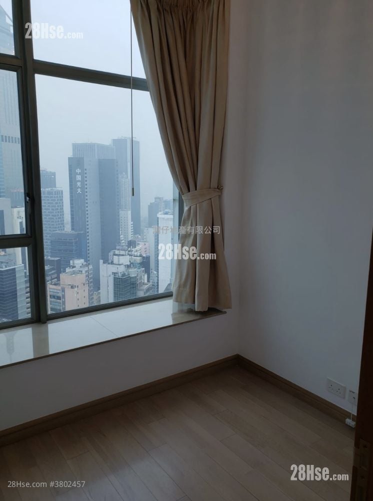 York Place Rental 3 Bedrooms , 2 Bathrooms 777 ft²