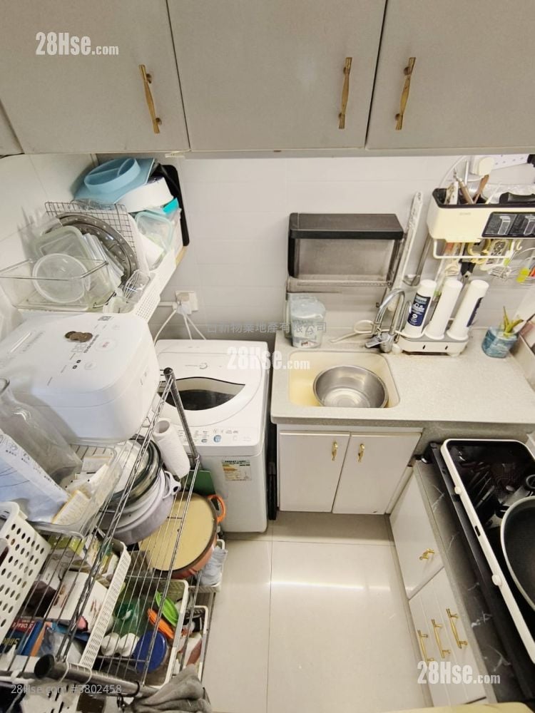 Tsuen Wan Centre Rental 1 Bedroom , 1 Bathroom 324 ft²