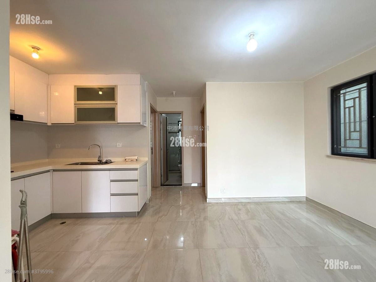 living room: Village Rental 2 Bedrooms , 1 Bathroom