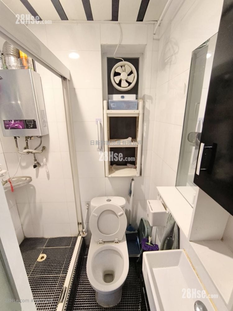 Tsuen Wan Centre Rental 1 Bedroom , 1 Bathroom 324 ft²