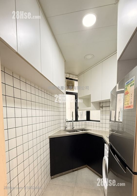 蓝天海岸 售盘 1 房 , 1 浴室 561 平方尺