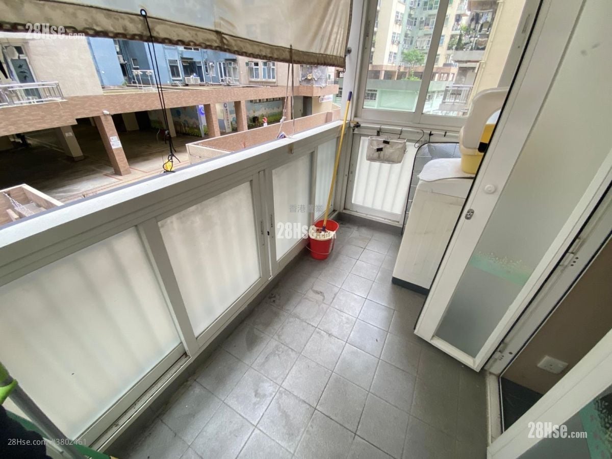 Mei Foo Sun Chuen Rental 2 Bedrooms , 2 Bathrooms 752 ft²