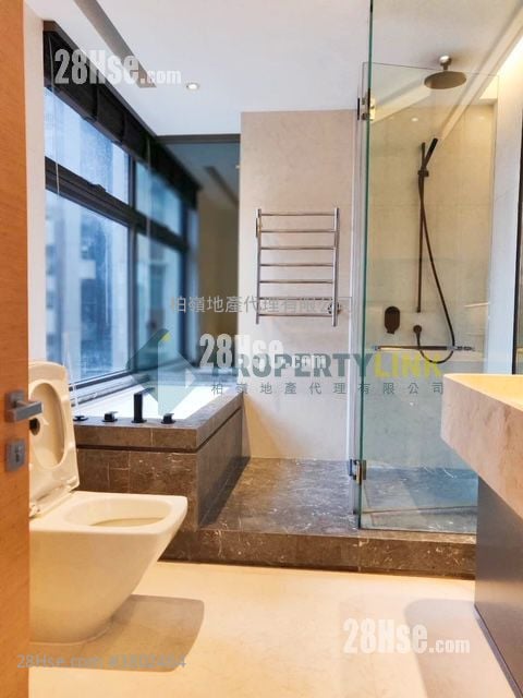 Arezzo Rental 3 Bedrooms , 2 Bathrooms 1,314 ft²