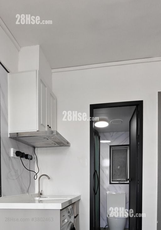 Elizabeth House Rental 1 Bedroom , 1 Bathroom 182 ft²