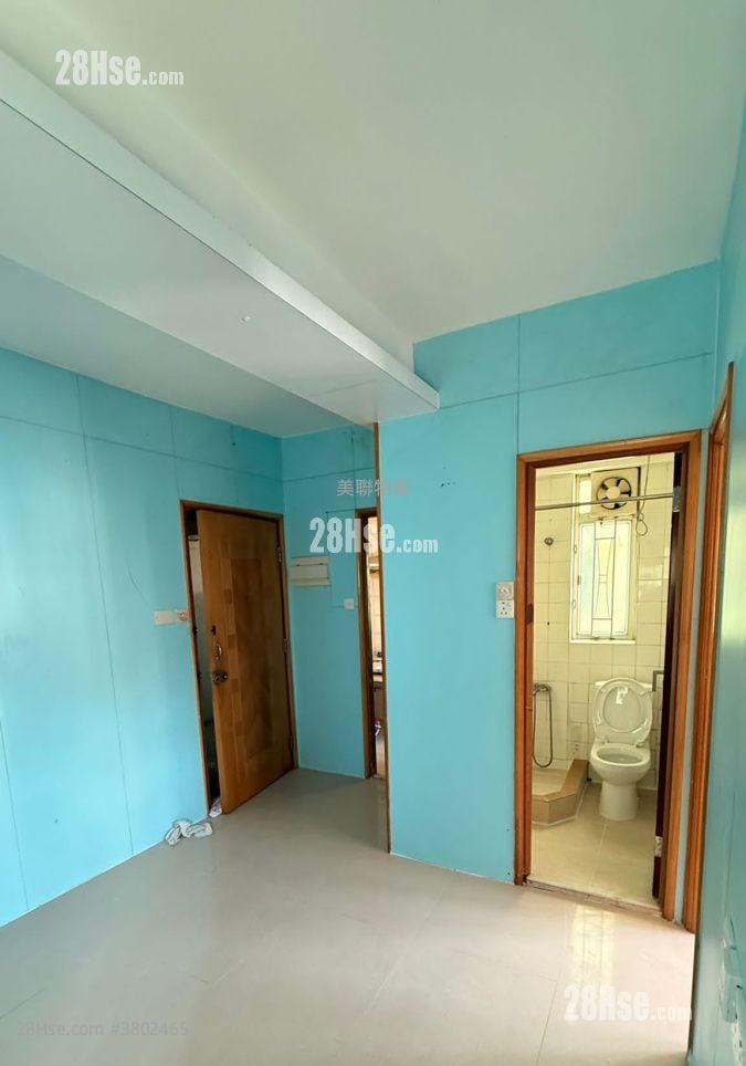 Kwai King Building Sell 3 Bedrooms 369 ft²