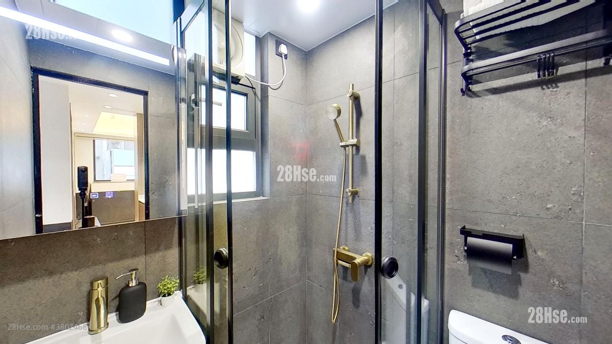 浴室: 士丹顿街9-11号 租盘 2 房 , 1 浴室 300 平方尺