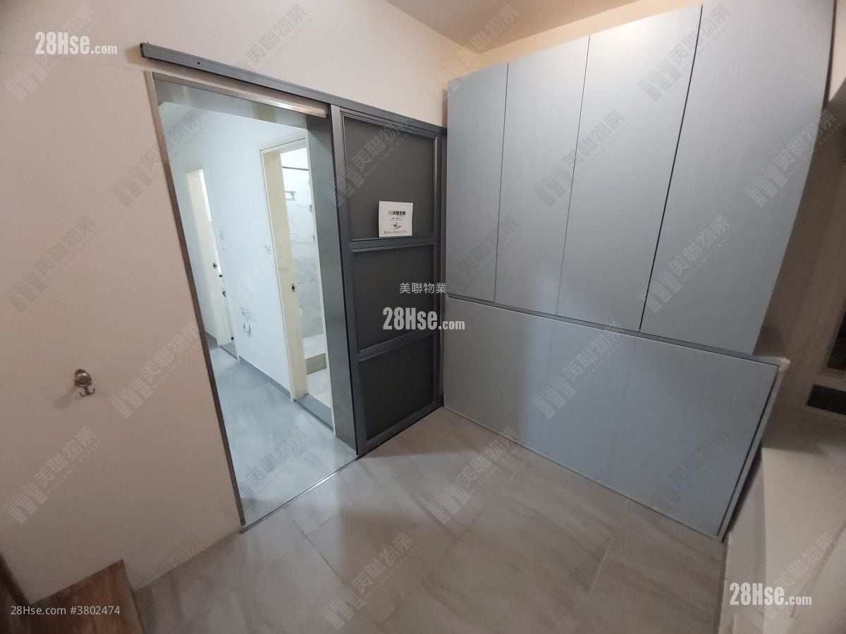 Po Sing Centre Sell 2 Bedrooms , 1 Bathroom 282 ft²