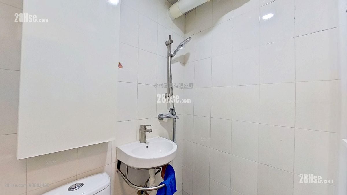 浴室: 苏杭街138号 租盘 开放式间隔 , 1 浴室 200 平方尺