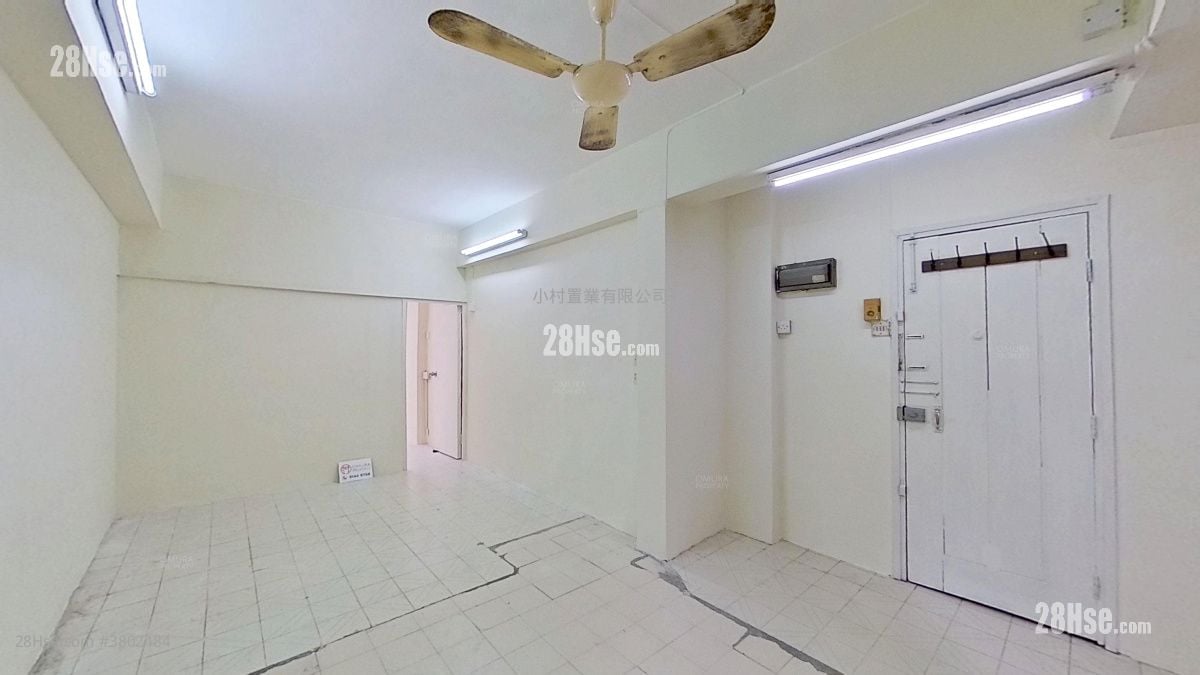 厅: 荷李活道42-42A号 租盘 1 房 , 1 浴室 397 平方尺