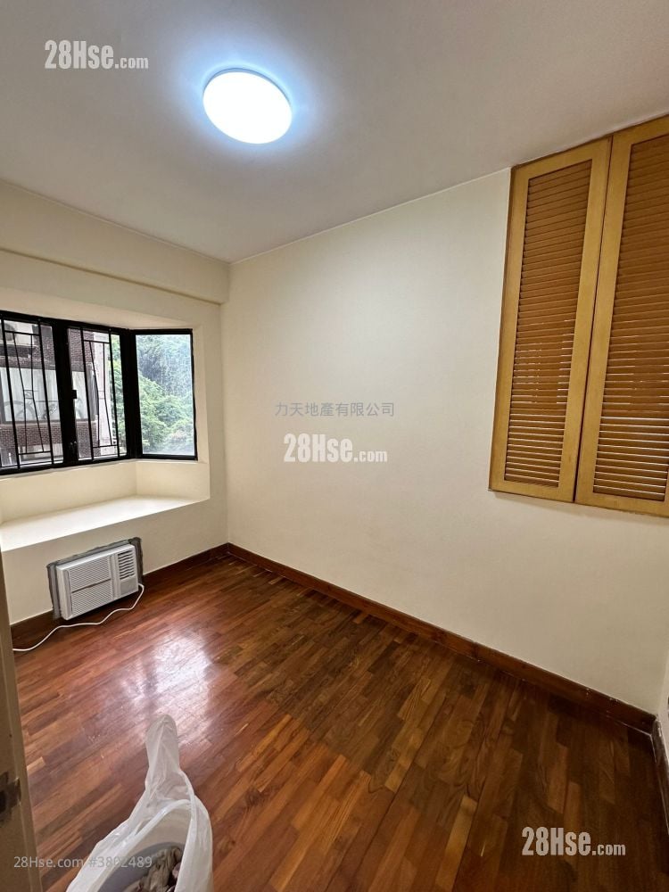 Belair Gardens Sell 3 Bedrooms , 1 Bathroom 670 ft²