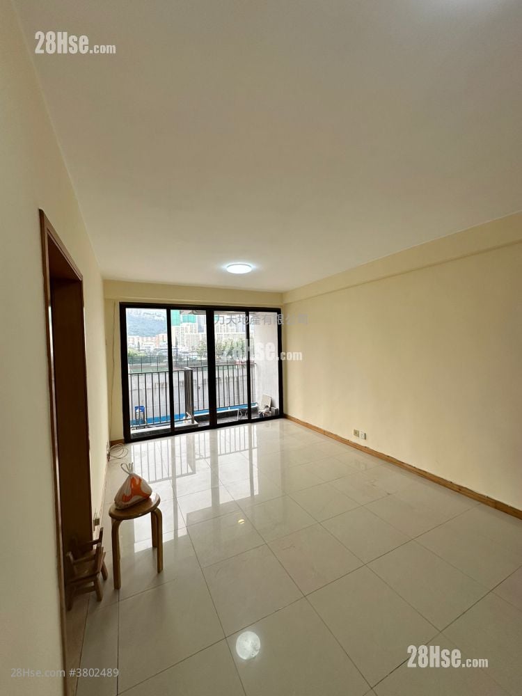 Belair Gardens Sell 3 Bedrooms , 1 Bathroom 670 ft²