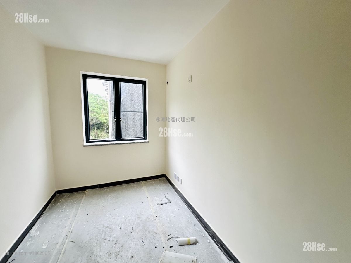 村屋 售盘 3 房 , 2 浴室