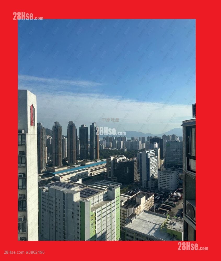 Tai Hing Gardens Sell 2 Bedrooms , 1 Bathroom 475 ft²
