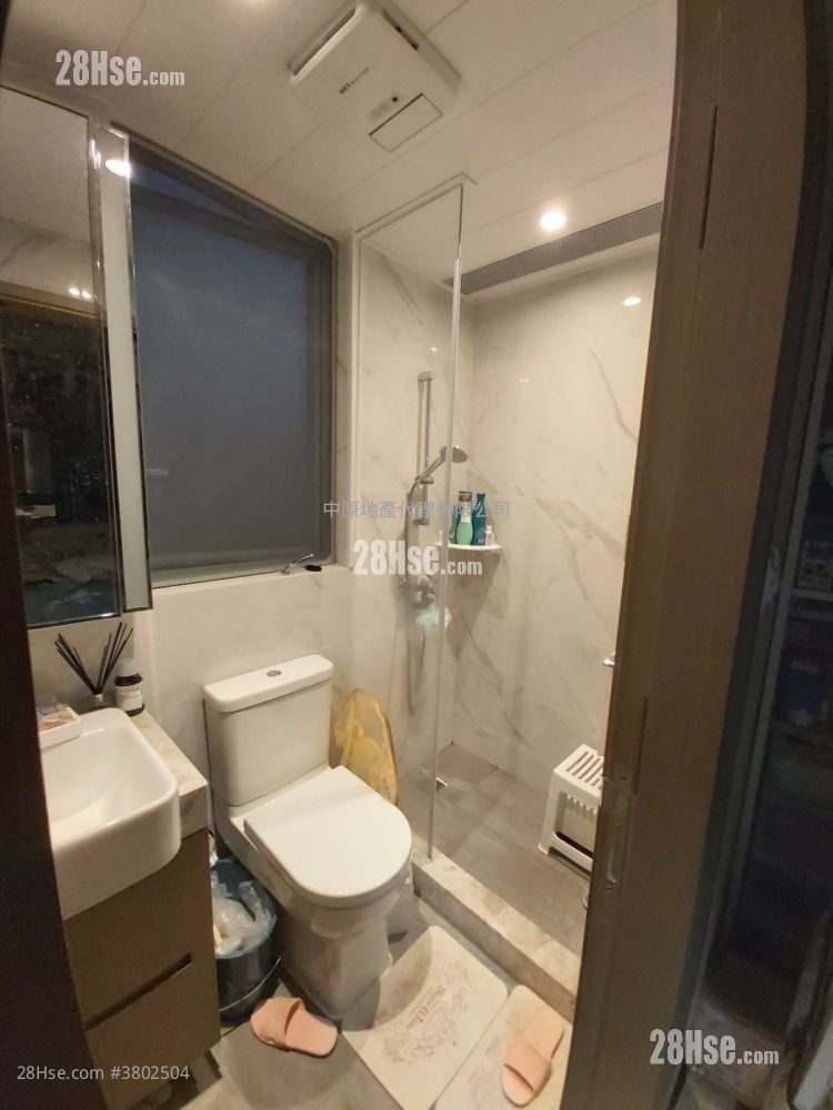 Astoria Crest Sell 1 Bedroom , 1 Bathroom 260 ft²