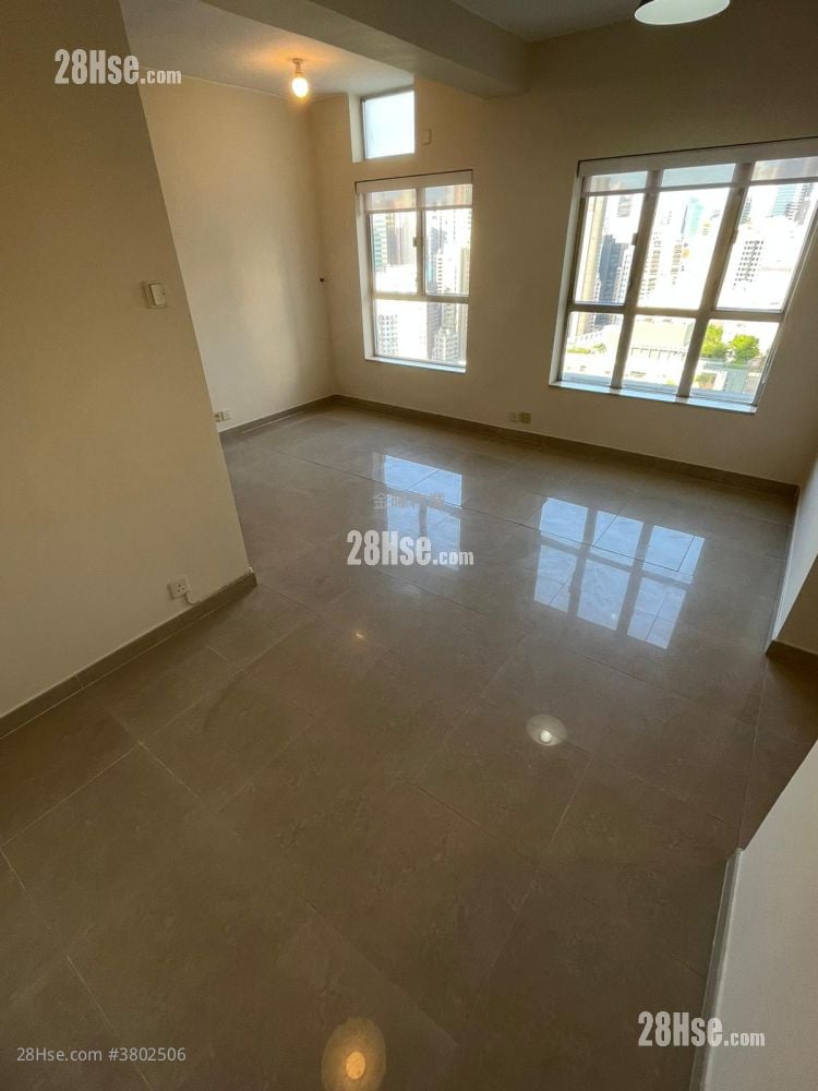Ko Nga Court Sell 3 Bedrooms , 1 Bathroom 477 ft²