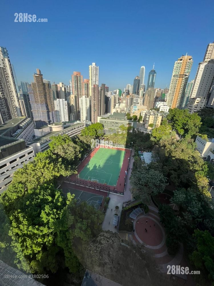 Ko Nga Court Sell 3 Bedrooms , 1 Bathroom 477 ft²