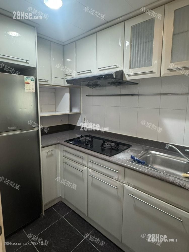 Summit Terrace Rental 2 Bedrooms , 1 Bathroom 435 ft²