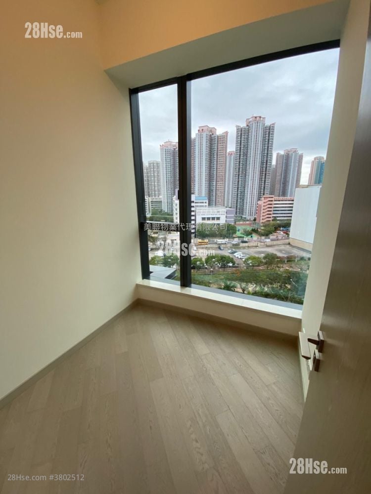 Wetland Seasons Park Sell 4 Bedrooms , 3 Bathrooms 913 ft²