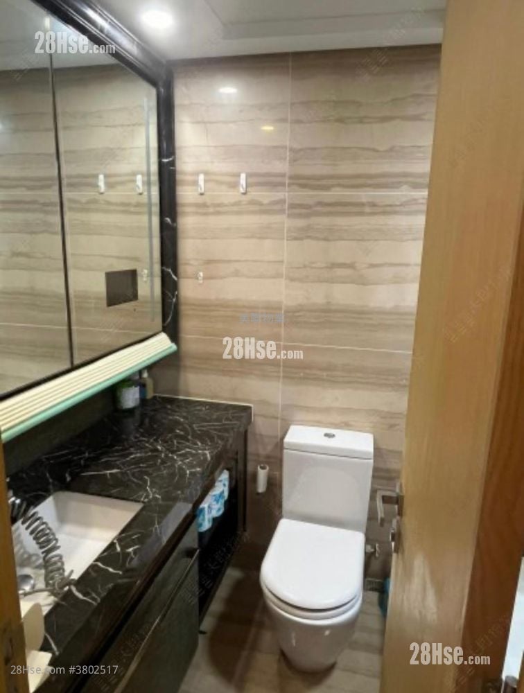 Century Gateway Rental 3 Bedrooms , 1 Bathroom 584 ft²