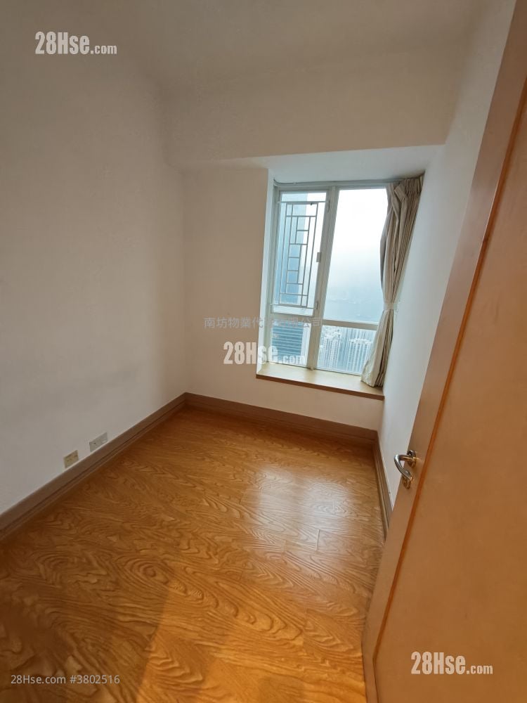 The Orchards Sell 3 Bedrooms , 2 Bathrooms 752 ft²