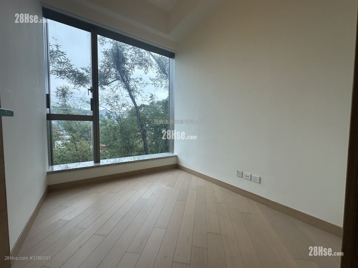 逸珑园 售盘 2 房 , 1 浴室 700 平方尺