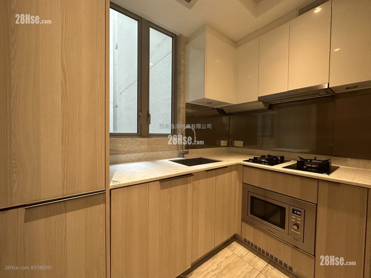 逸珑园 售盘 2 房 , 1 浴室 700 平方尺