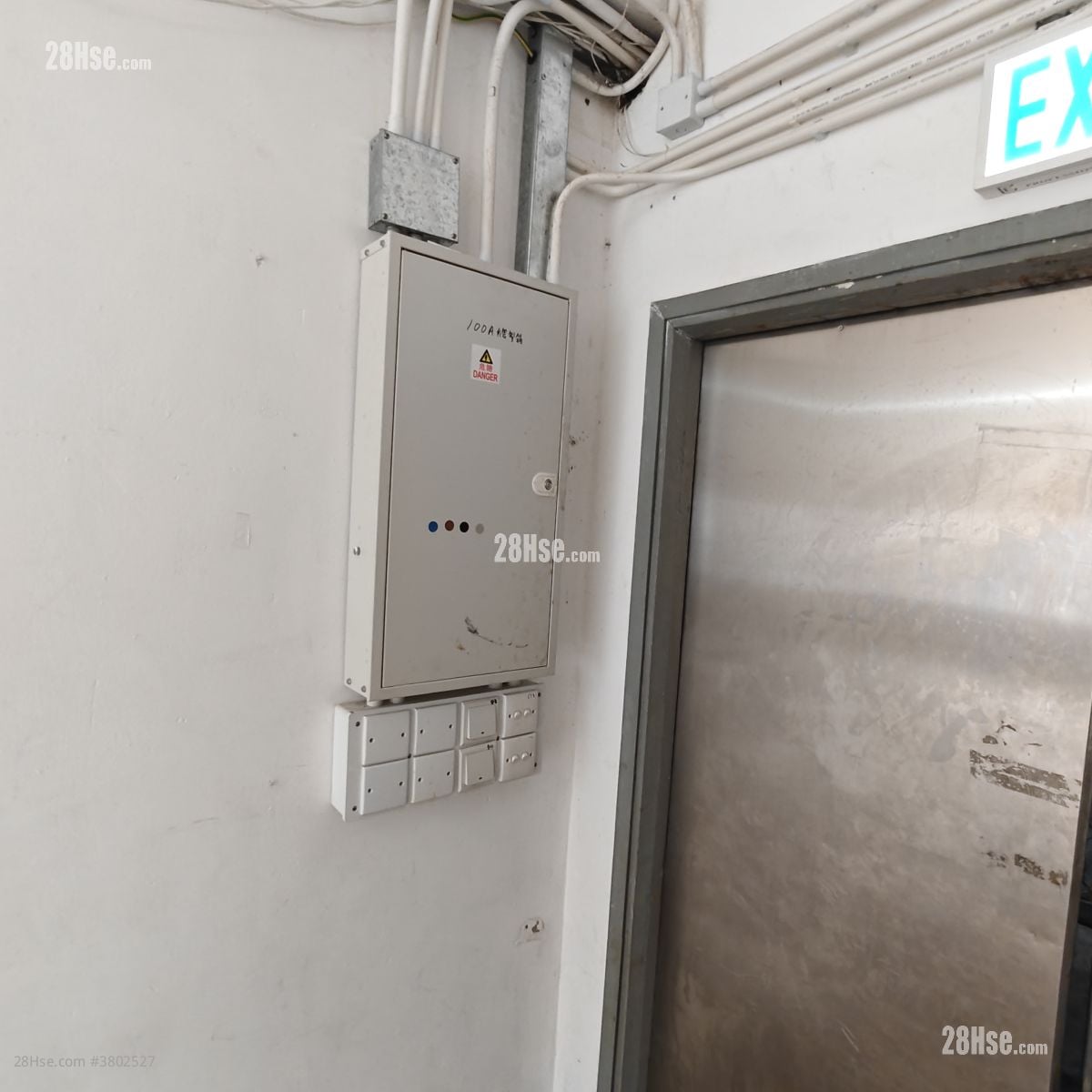 华伟工业大厦 租盘