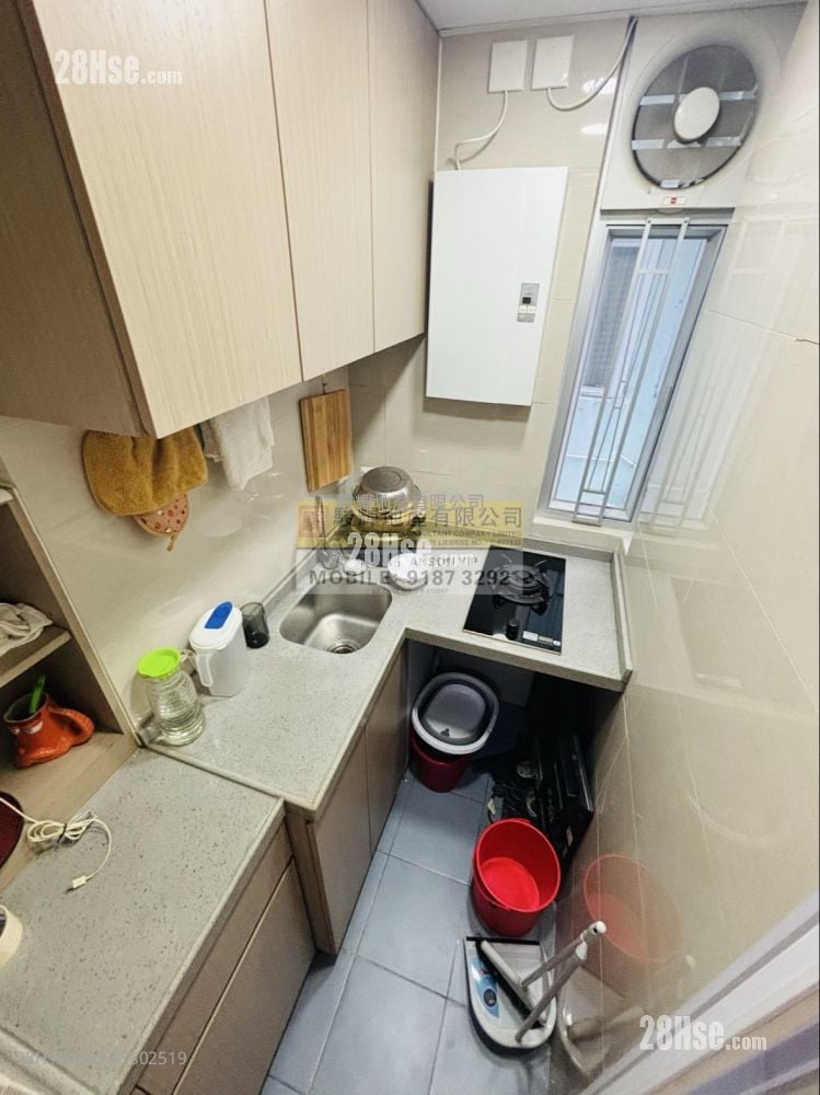 永发大厦 售盘 2 房 , 1 浴室 246 平方尺