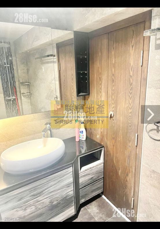 Creative Mansion Sell 2 Bedrooms , 1 Bathroom 493 ft²