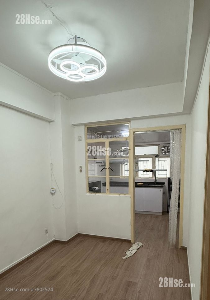 惠风街13-15号 租盘 2 房 , 1 浴室 300 平方尺