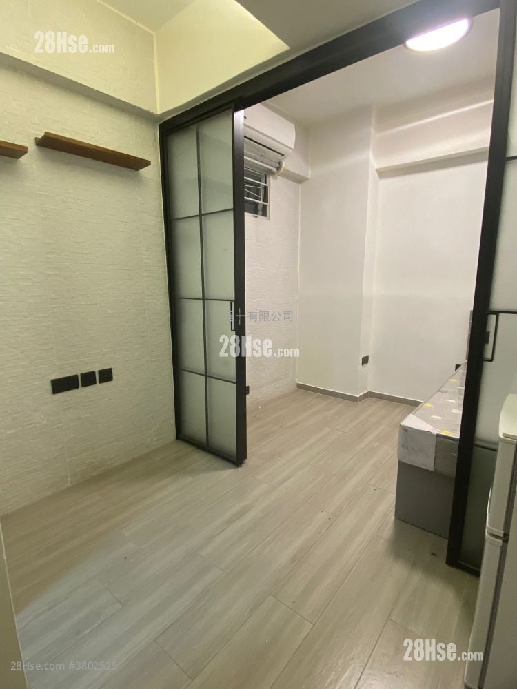 Hoi Deen Court Rental 1 Bedroom , 1 Bathroom 180 ft²