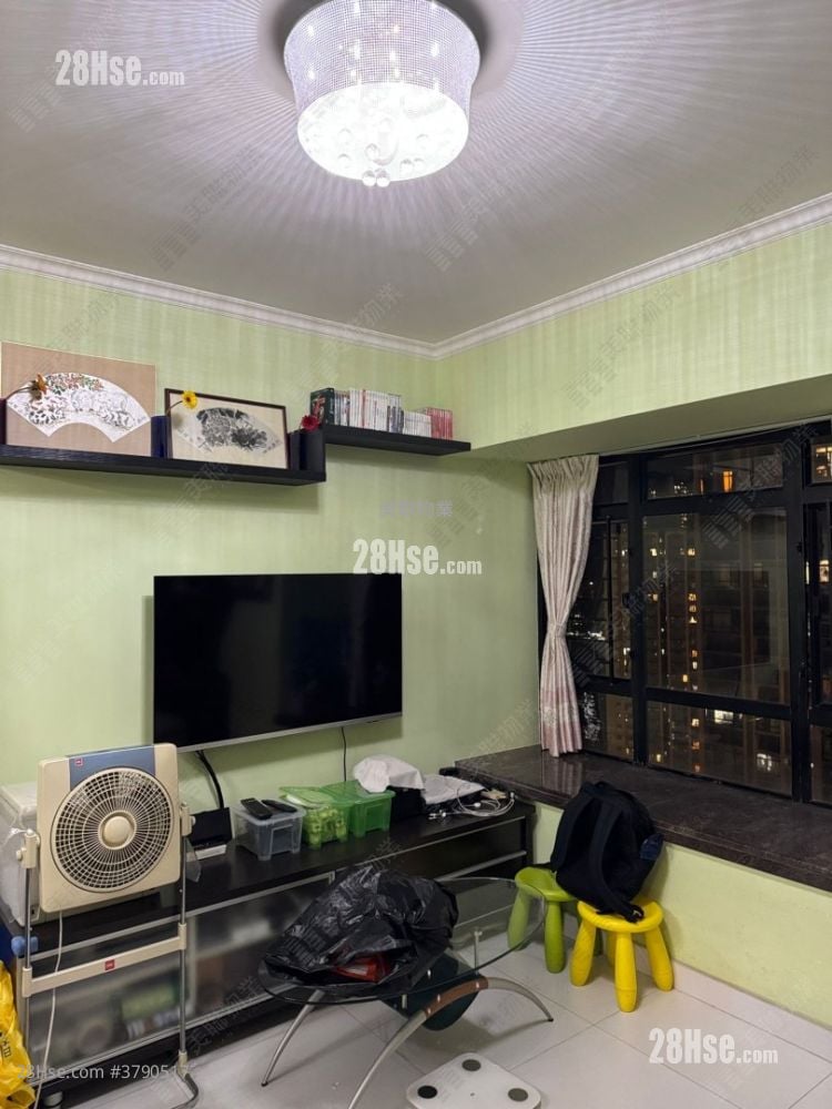 Sunshine City Sell 3 Bedrooms , 1 Bathroom 551 ft²