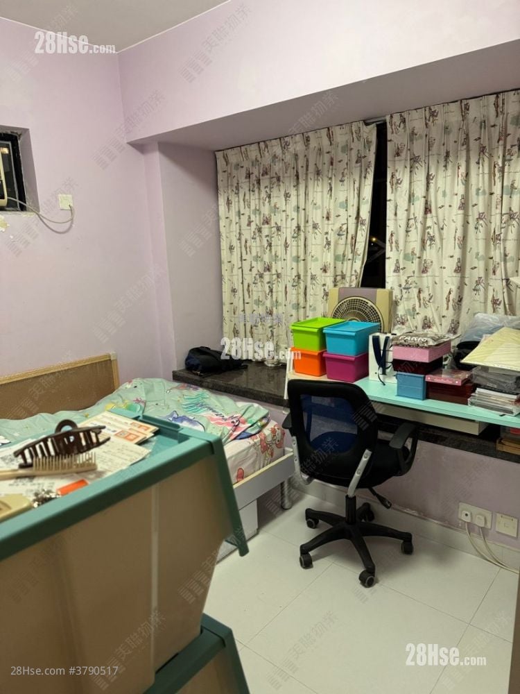 Sunshine City Sell 3 Bedrooms , 1 Bathroom 551 ft²