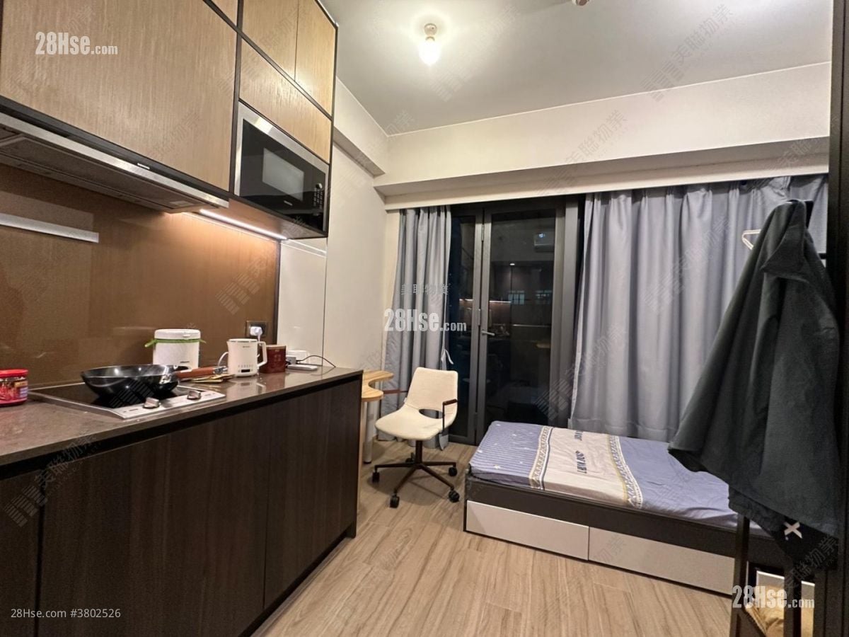 Cetus Square Mile Rental 193 ft²