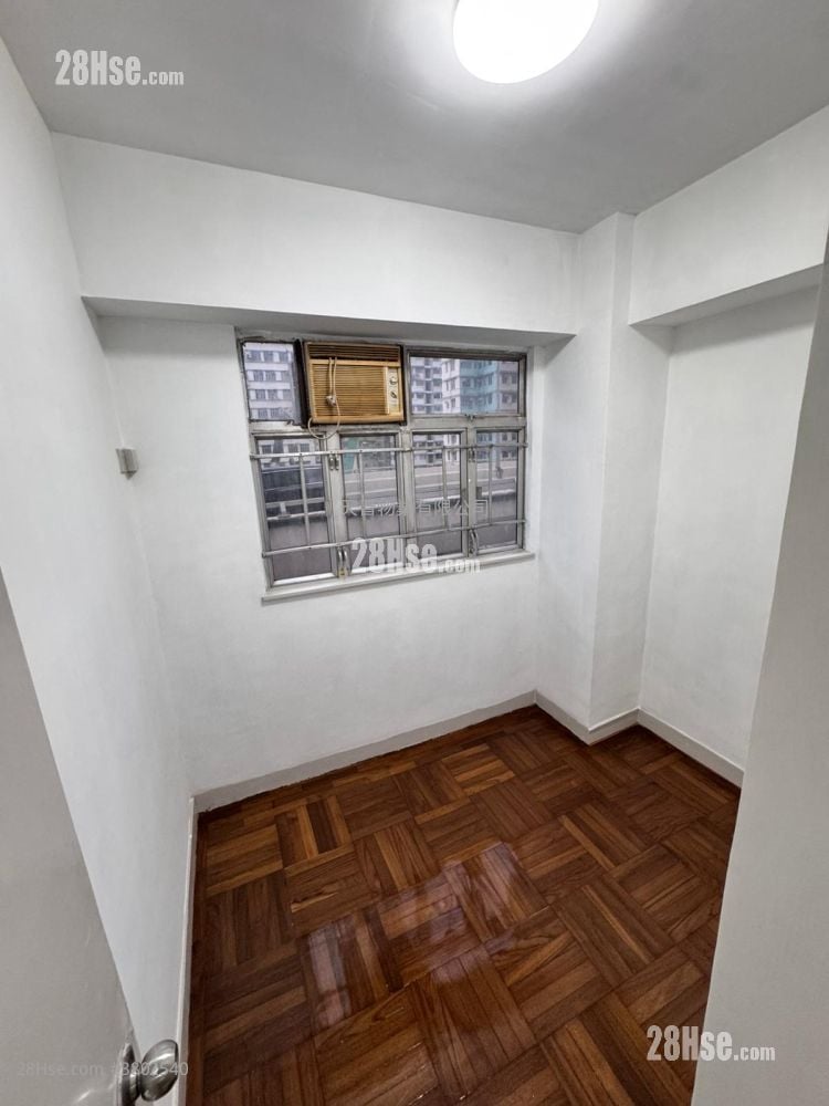 Fung Yue Mansion Sell 2 Bedrooms , 1 Bathroom 338 ft²