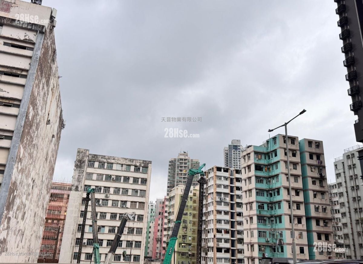 Fung Yue Mansion Sell 2 Bedrooms , 1 Bathroom 338 ft²