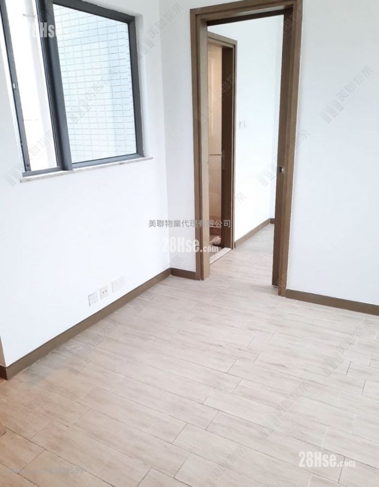 Astoria Crest Sell 1 Bedroom , 1 Bathroom 260 ft²