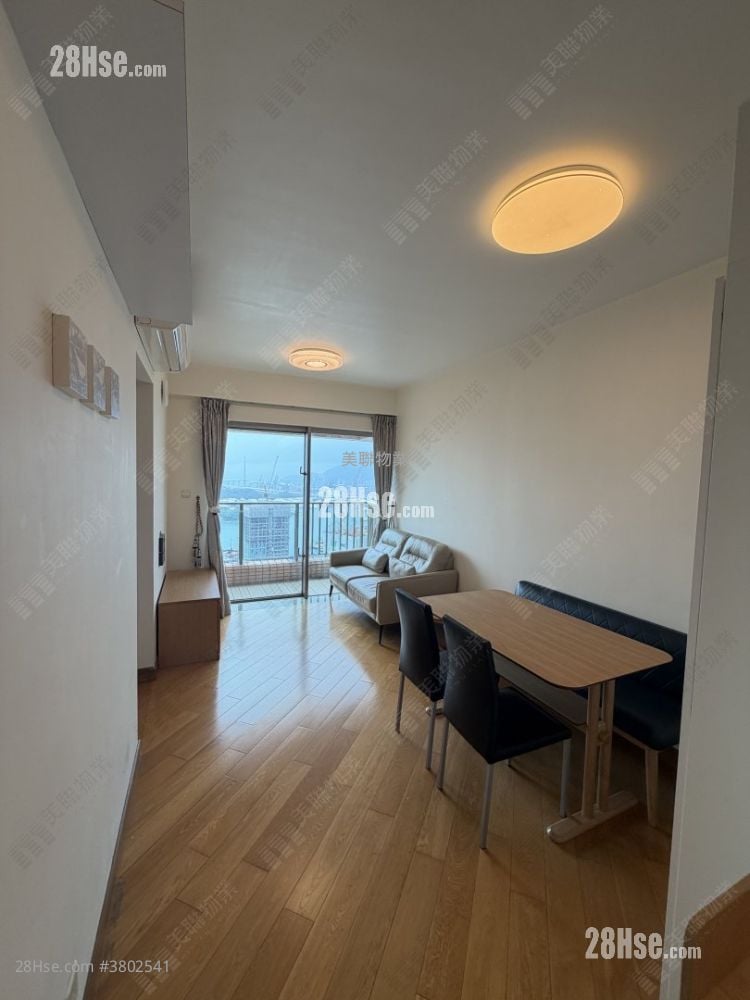 Harbour Green Rental 2 Bedrooms , 1 Bathroom 478 ft²