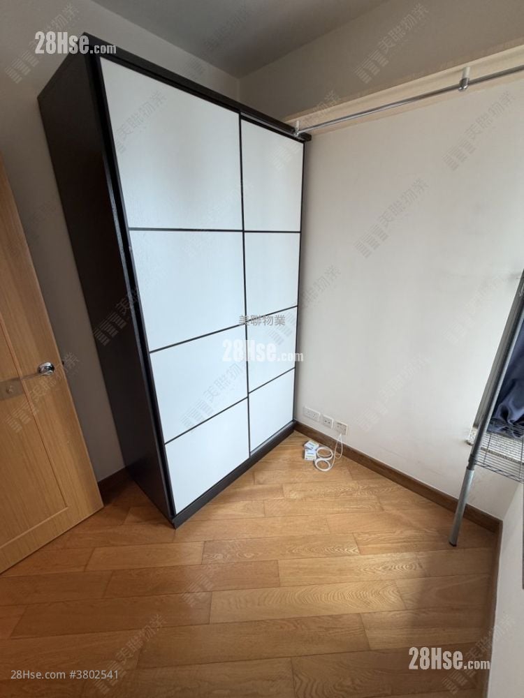 Harbour Green Rental 2 Bedrooms , 1 Bathroom 478 ft²